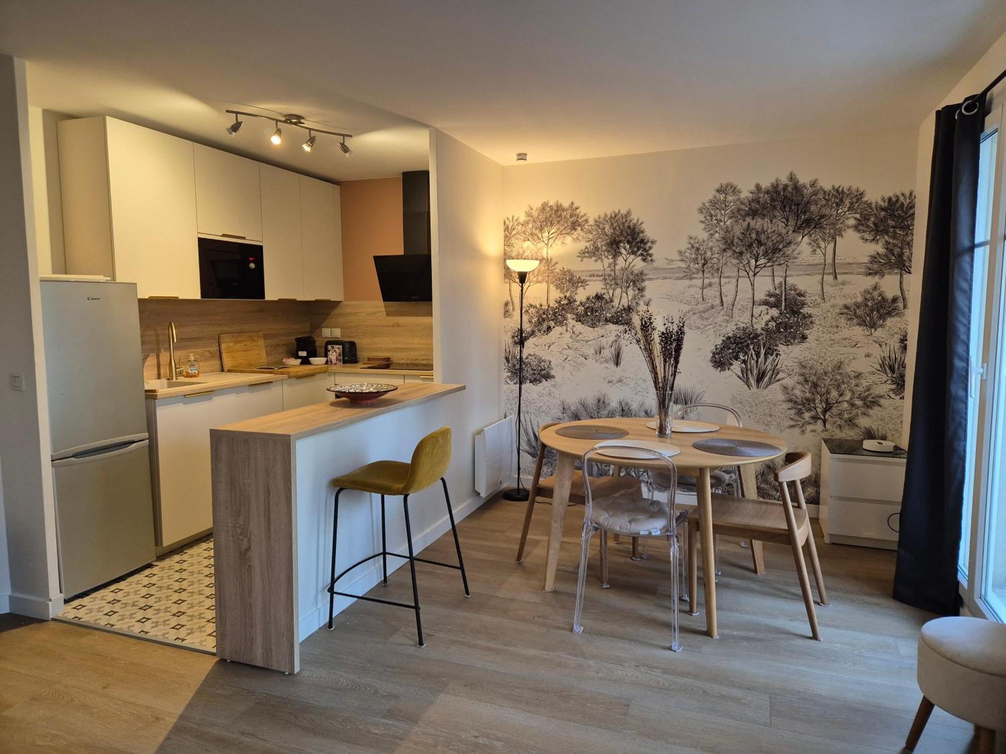 Appartement Cosy Pres Du Rer เชสซี ภายนอก รูปภาพ